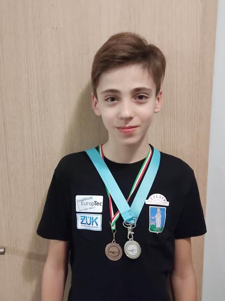 Verseny.....úszóverseny!